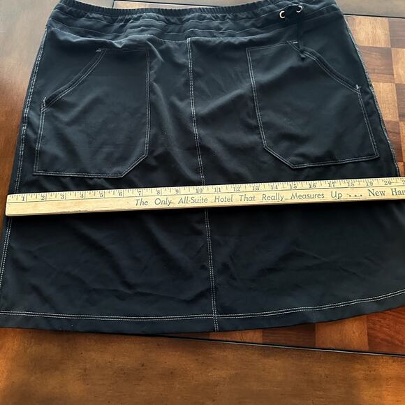 Adventura Black womens skirt eco-friendly Size 10 - Picture 6 of 8